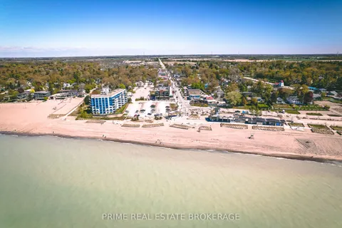 14 COASTAL Crescent, Lambton Shores, ON N0M 1T0