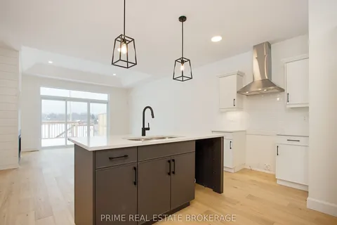 110 Coastal Crescent, Lambton Shores, ON N0M 1T0