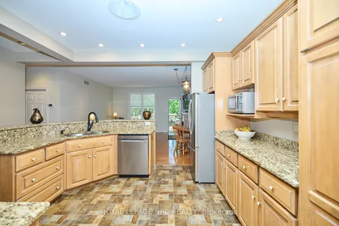 7 SCOTTDALE Court, Pelham, ON L0S 1E3