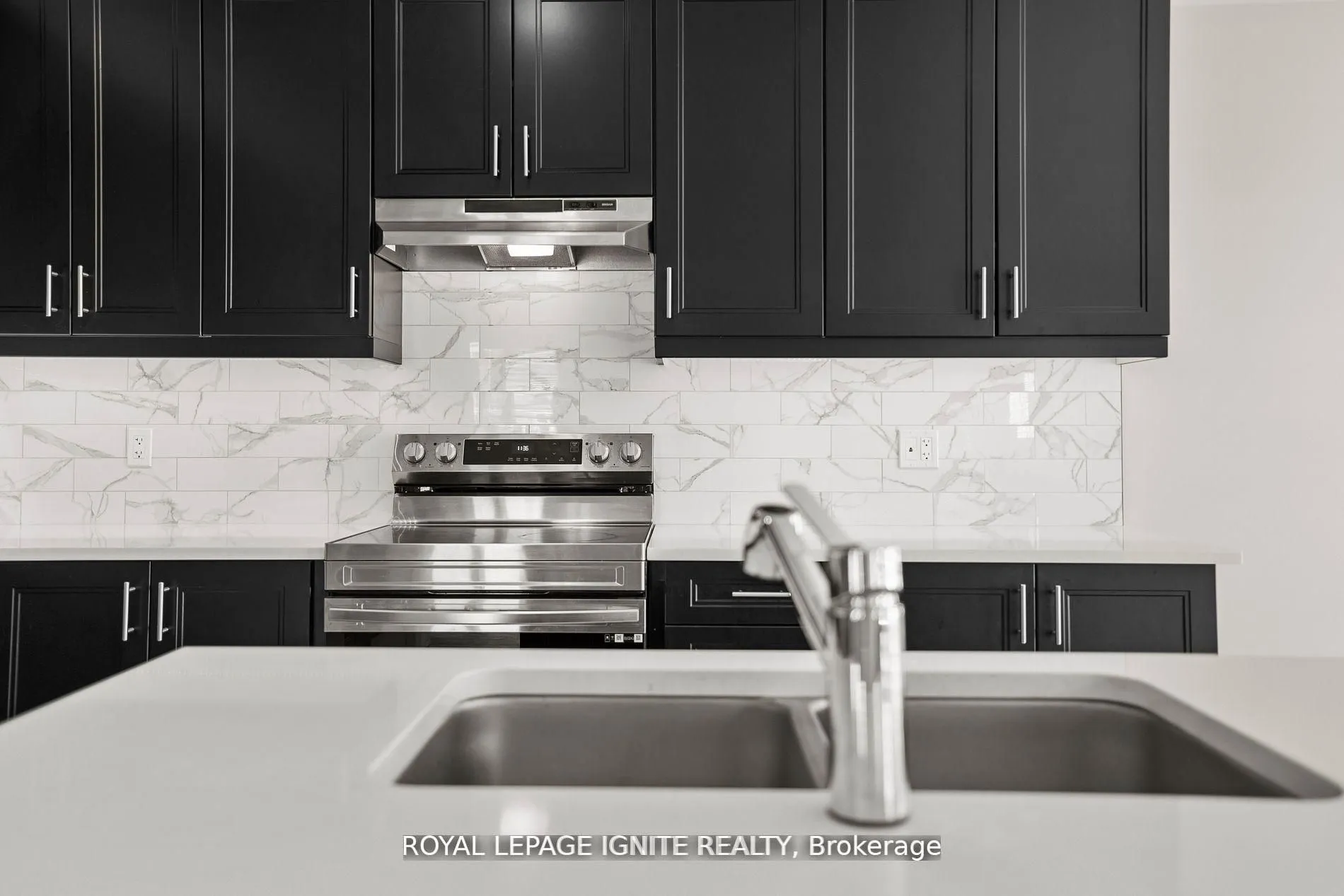 641 Lemay Grove, Peterborough North, ON K9K 0G9