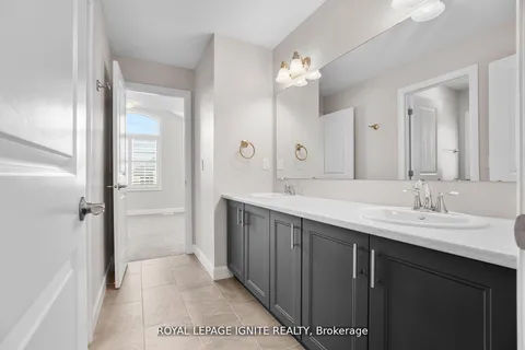 641 Lemay Grove, Peterborough North, ON K9K 0G9