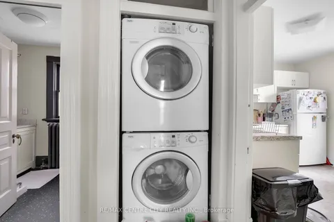 163 Oxford Street, London East, ON N6A 1T4