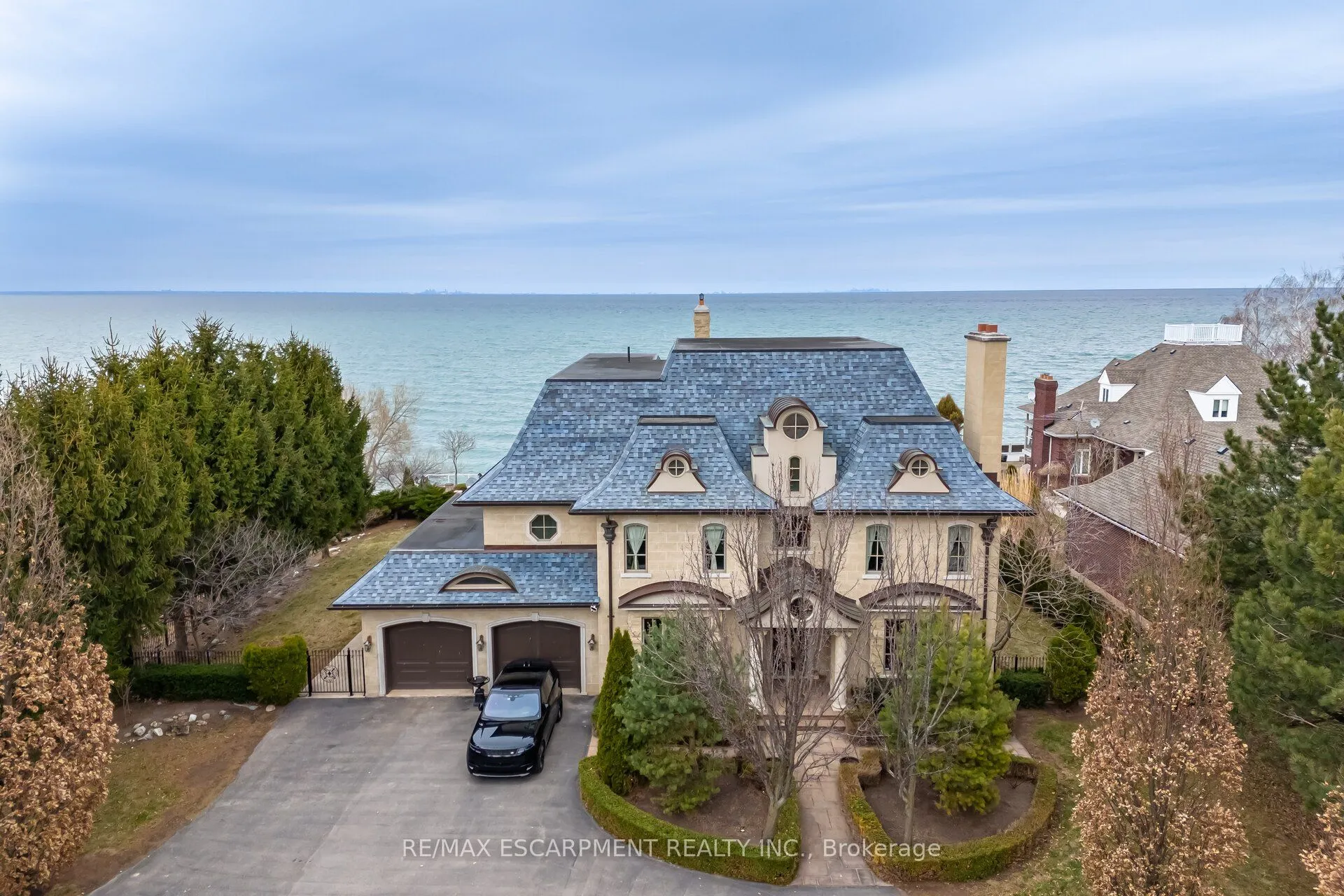 5545 Blezard Drive, Lincoln, ON L3J 1R1