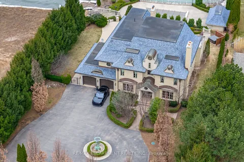 5545 Blezard Drive, Lincoln, ON L3J 1R1