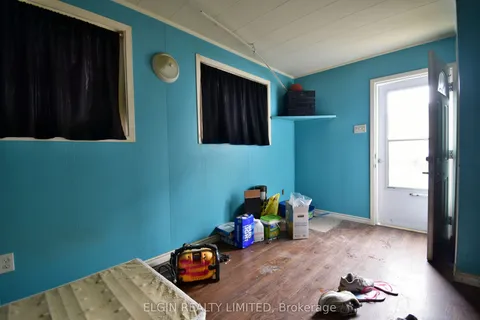 139 Mamelon Street, London East, ON N5Z 1Y2