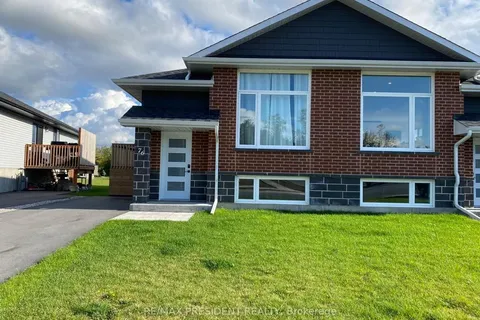 76 Cameron Crescent, Cornwall, ON K6K 1A5
