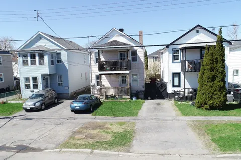 916 1st Street, Cornwall, ON K6H 1N2