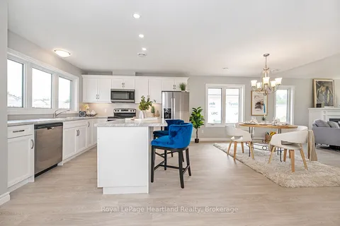 22 Bluffs View Boulevard, Ashfield-Colborne-Wawanosh, ON N7A 0C6