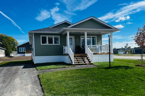 22 Bluffs View Boulevard, Ashfield-Colborne-Wawanosh, ON N7A 0C6