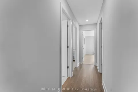 218 Aquarium Avenue, Orleans - Cumberland and Area, ON K4A 1K7