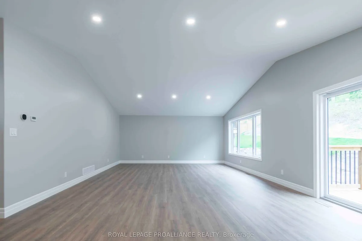 61 Meagan Lane, Quinte West, ON K0K 2C0