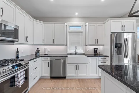 714 Gloria Street, North Huron, ON N0M 1H0