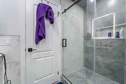 284 Johnson Drive, Shelburne, ON L9V 3V4