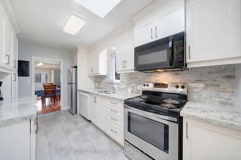 645 SOUTH PELHAM Road, Welland, ON L3C 3C7