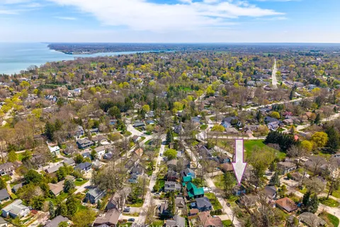 8 Luther Avenue, Niagara-on-the-Lake, ON L0S 1J0
