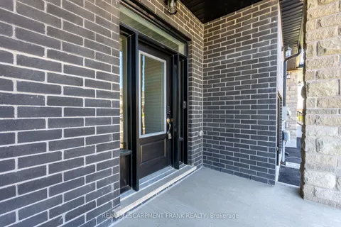 237 Lormont Boulevard, Hamilton, ON L8J 0K2