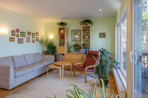 610 Pine Point Lane, ON K0J 2A0