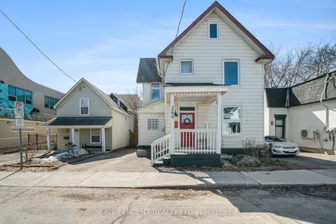 266 Bradley Avenue, Vanier and Kingsview Park, ON K1L 7E9