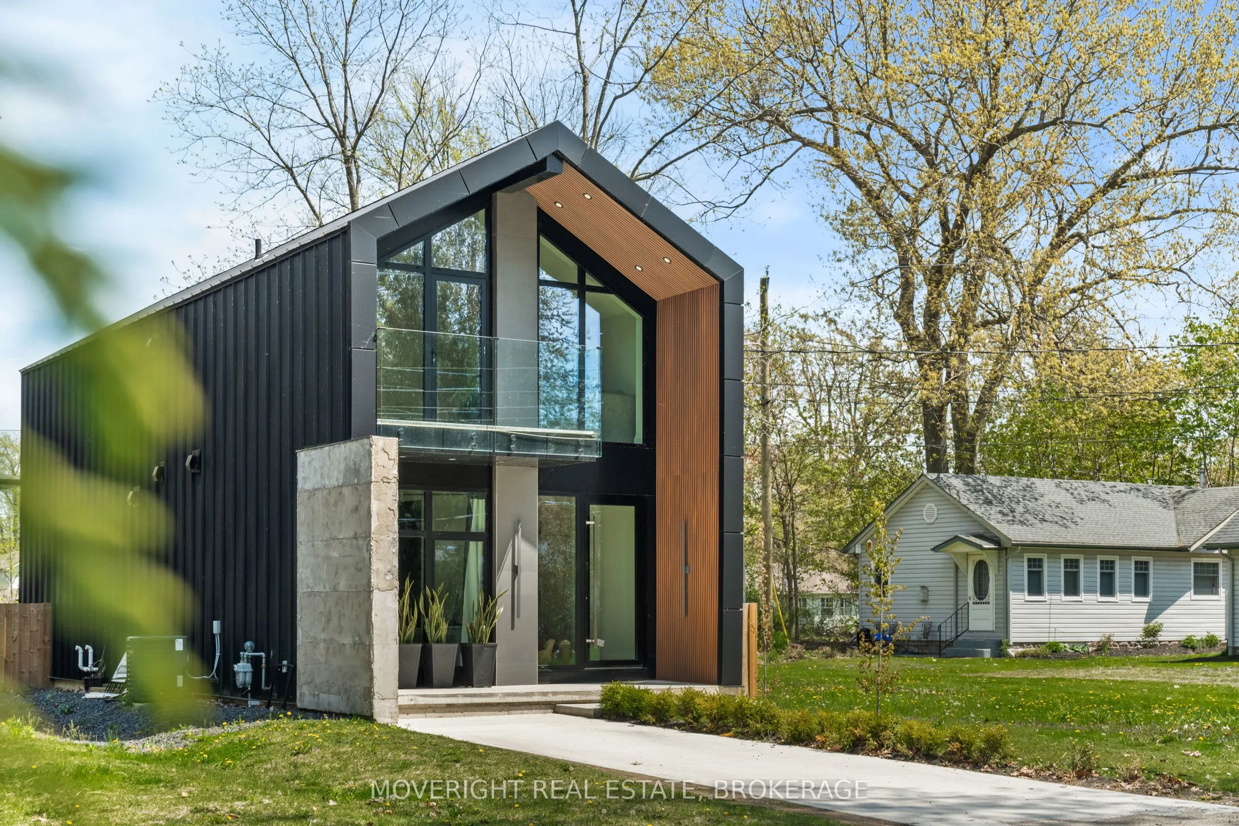 364 Beechwood Avenue, Fort Erie, ON L0S 1B0