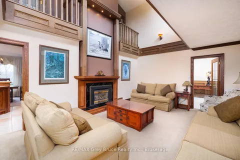 525 4th Avenue, Owen Sound, ON N4K 4V3