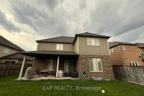 6718 Richard Crescent, Niagara Falls, ON L2H 0A9