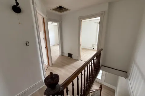 83 Queen Street, Renfrew, ON K7V 2A8