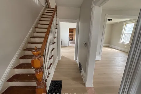 83 Queen Street, Renfrew, ON K7V 2A8