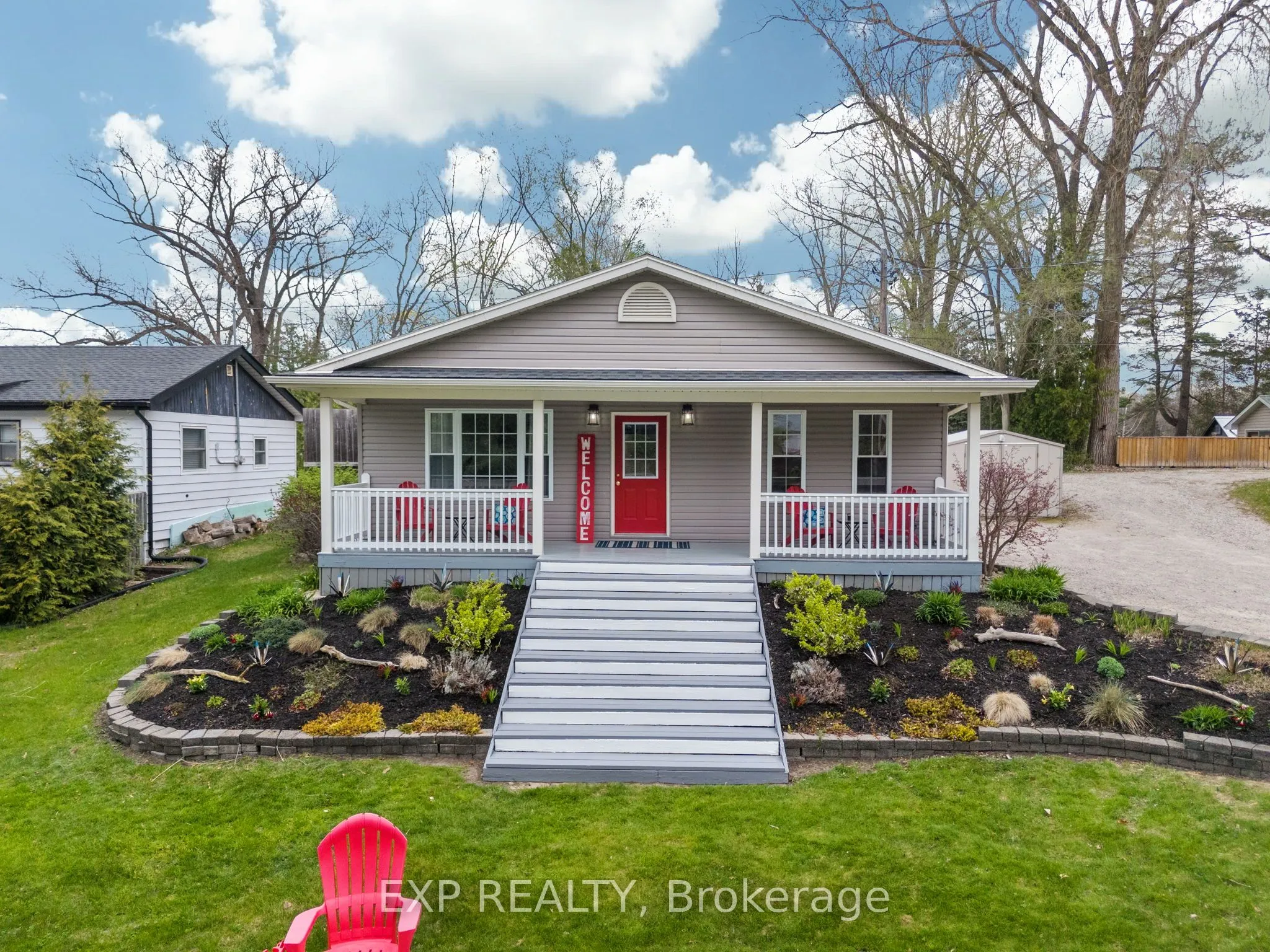 7652 Riverside Drive, Lambton Shores, ON N0M 2L0