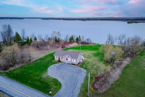 19053 Masterson Road, North Glengarry, ON K0C 1B0