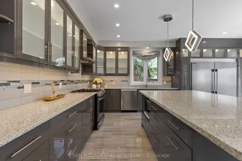 5074 Kalar Road, Niagara Falls, ON L2H 1T2