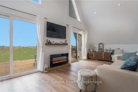 18 Queen Street, Norfolk, ON N0E 1P0