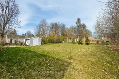 327 Fraser Street, Pembroke, ON K8A 1Y3