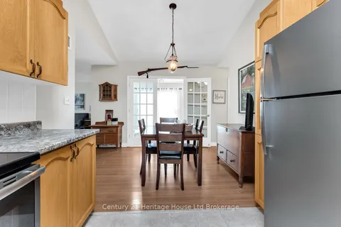 16 Sinclair Drive, Tillsonburg, ON N4G 5L7
