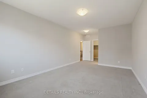 313 Gracewood Crescent, Blossom Park - Airport and Area, ON K1T 0J7