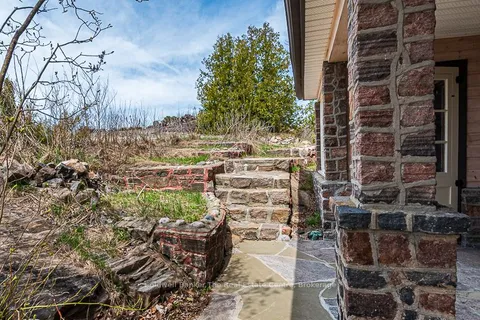 945 Riverside Drive, Parry Sound Remote Area, ON P0G 1A0