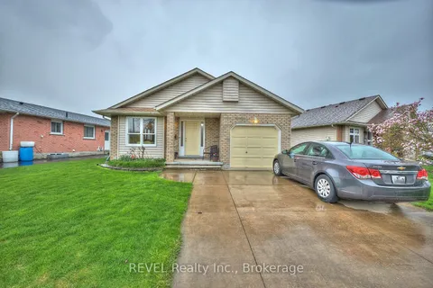 7395 Alex Avenue, Niagara Falls, ON L2G 7V1
