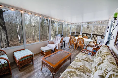 2624 Green Bay Road, South Frontenac, ON K0H 2V0