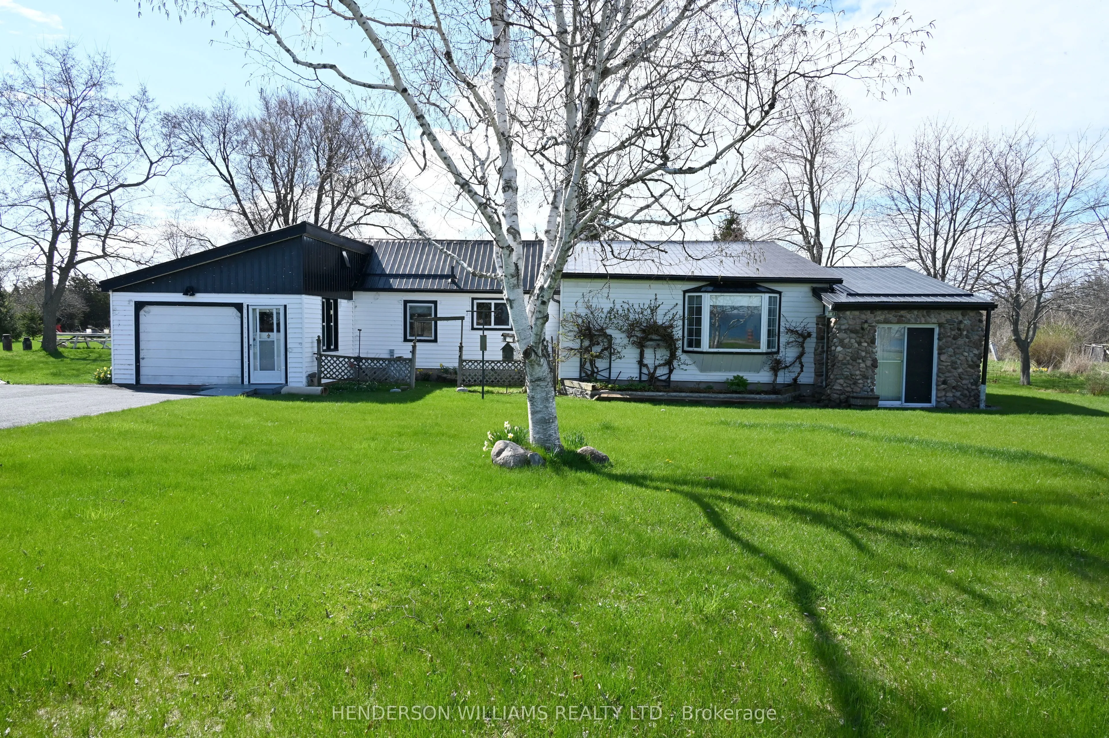 5036 Long Point Road, ON K0K 2T0