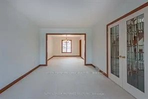 130 Toohey Lane, London North, ON N6G 4Y1