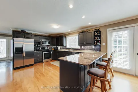 110 Liisa's Lane, Blue Mountains, ON L9Y 0M3