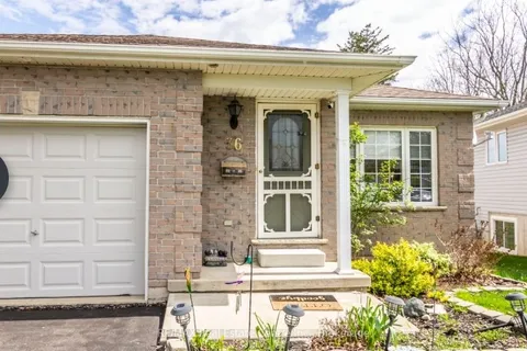 36 Rossiter Road, Ingersoll, ON N5C 4E1