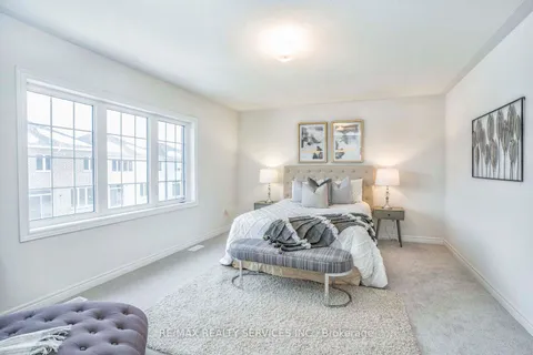 525 Red Elm Road, Shelburne, ON L6V 3Y5