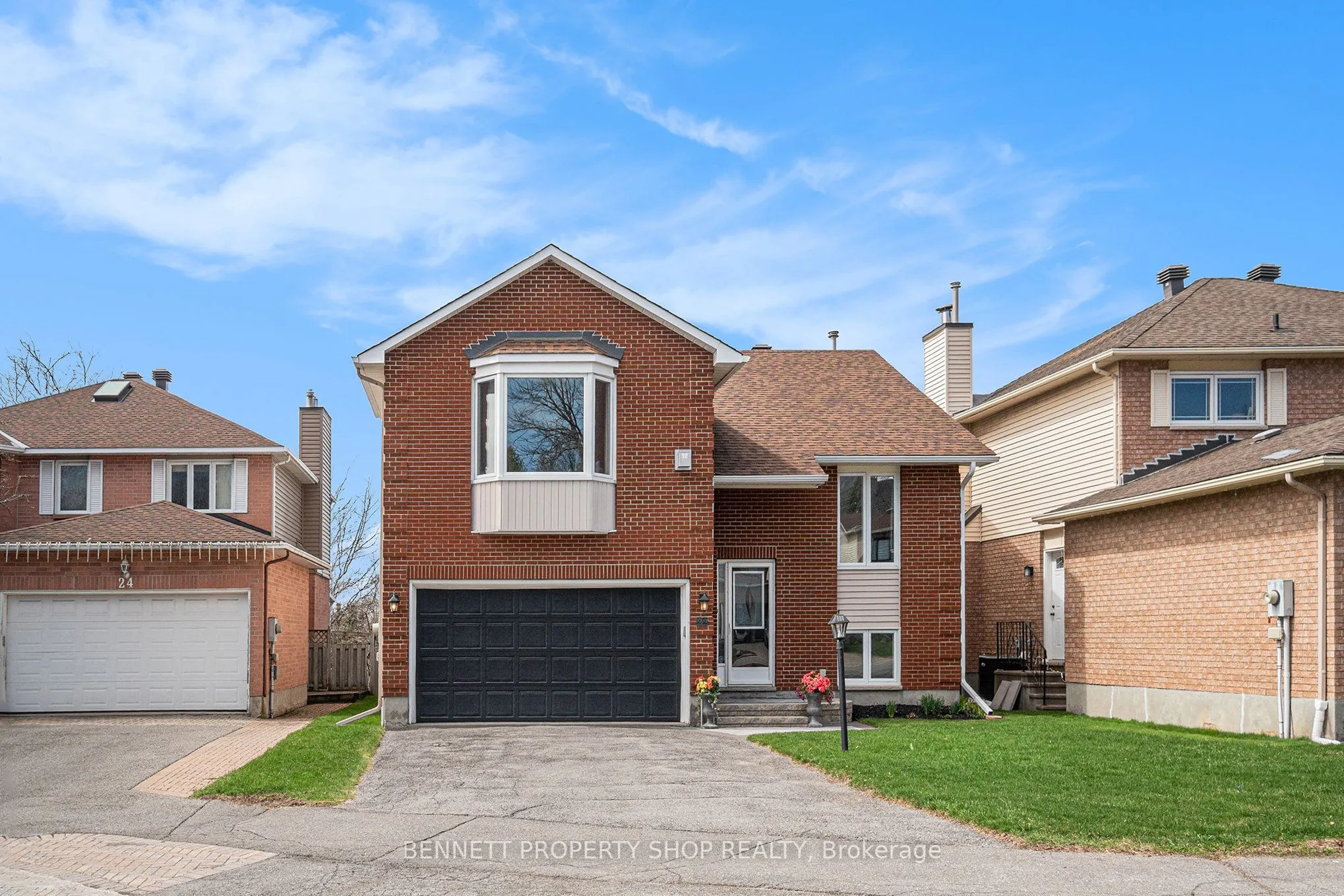 22 Gesner Court, Kanata, ON K2L 3K1