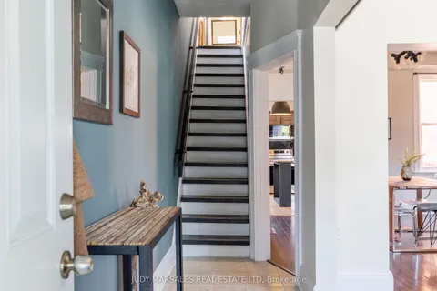 83 Oak Avenue, Hamilton, ON L8L 5M7