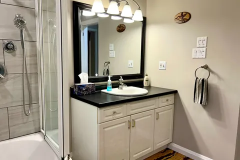 795 Headley Drive, London North, ON N6H 3V7