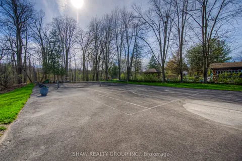 7 Squire Court, Waterloo, ON N2J 4G8