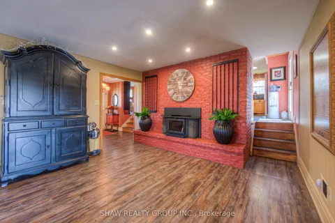 7 Squire Court, Waterloo, ON N2J 4G8