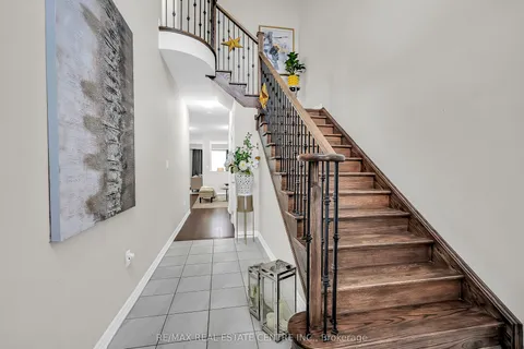 198 Whithorn Crescent, Haldimand, ON N3W 0C9