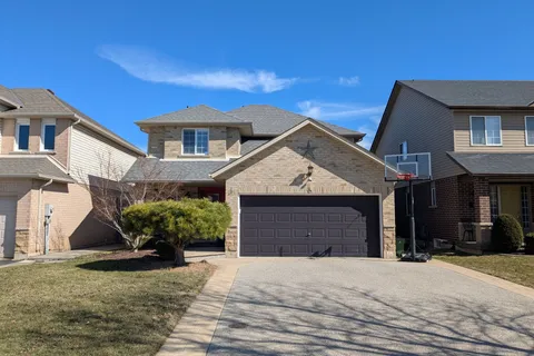 20 MIDANBURY Way, Hamilton, ON L0R 1W0