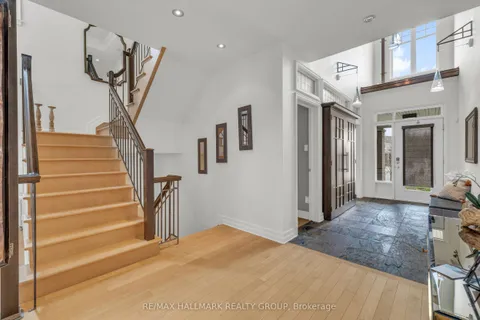 15 MARWOOD Court, Barrhaven, ON K2J 5G1